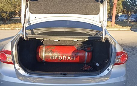 Toyota Corolla, 2011 год, 1 050 000 рублей, 8 фотография