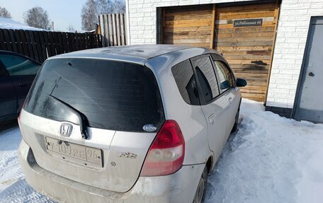 Honda Fit III, 2002 год, 250 000 рублей, 7 фотография