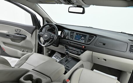 KIA Carnival III, 2018 год, 1 695 000 рублей, 5 фотография