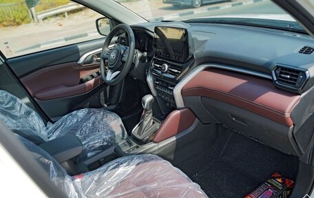 Toyota Urban Cruiser, 2025 год, 3 160 000 рублей, 9 фотография