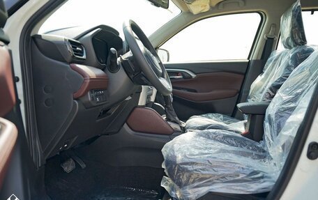 Toyota Urban Cruiser, 2025 год, 3 160 000 рублей, 10 фотография