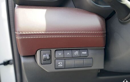 Toyota Urban Cruiser, 2025 год, 3 160 000 рублей, 12 фотография