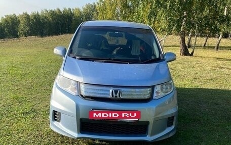 Honda Freed I, 2013 год, 1 300 000 рублей, 4 фотография