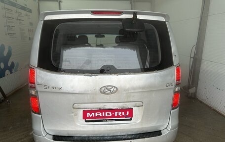 Hyundai Grand Starex Grand Starex I рестайлинг 2, 2007 год, 1 050 000 рублей, 8 фотография