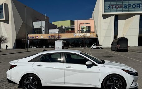 Hyundai Elantra, 2023 год, 2 150 000 рублей, 7 фотография