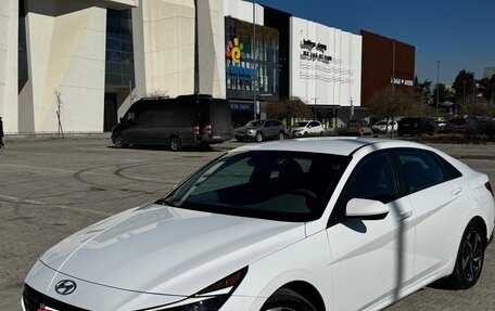 Hyundai Elantra, 2023 год, 2 150 000 рублей, 9 фотография