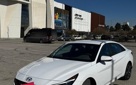 Hyundai Elantra, 2023 год, 2 150 000 рублей, 12 фотография