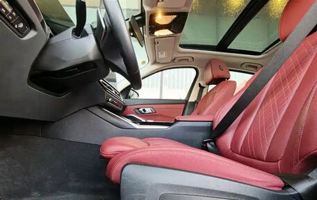 BMW 3 серия, 2024 год, 3 467 000 рублей, 10 фотография