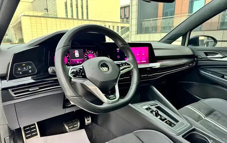 Volkswagen Golf VIII, 2023 год, 1 790 000 рублей, 10 фотография