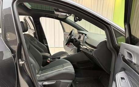 Volkswagen Golf VIII, 2022 год, 1 400 000 рублей, 8 фотография