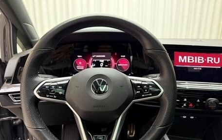 Volkswagen Golf VIII, 2022 год, 1 400 000 рублей, 13 фотография