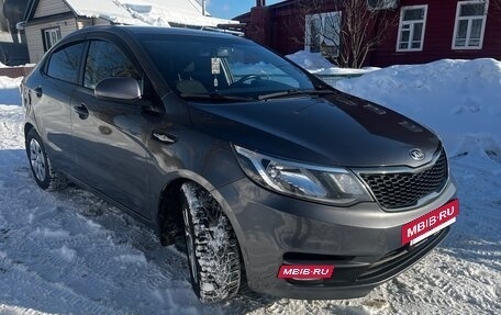 KIA Rio III рестайлинг, 2015 год, 1 090 000 рублей, 3 фотография