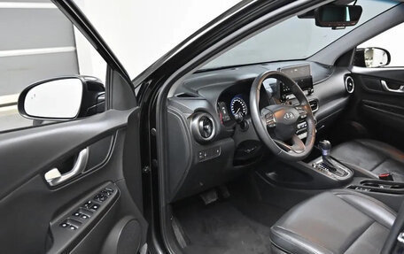 Hyundai Kona I, 2022 год, 1 320 000 рублей, 5 фотография