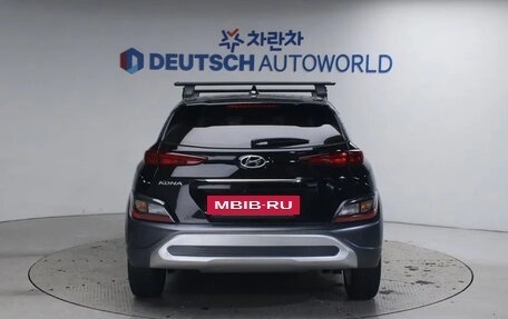 Hyundai Kona I, 2022 год, 1 320 000 рублей, 4 фотография