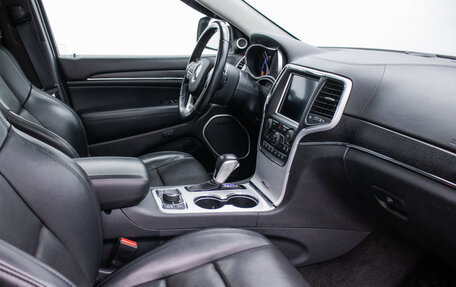 Jeep Grand Cherokee, 2018 год, 3 980 000 рублей, 9 фотография