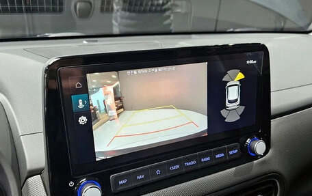 Hyundai Kona I, 2022 год, 1 290 000 рублей, 11 фотография