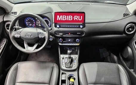 Hyundai Kona I, 2022 год, 1 290 000 рублей, 8 фотография