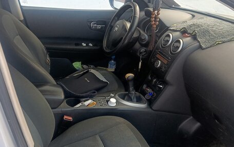 Nissan Qashqai, 2011 год, 670 000 рублей, 8 фотография