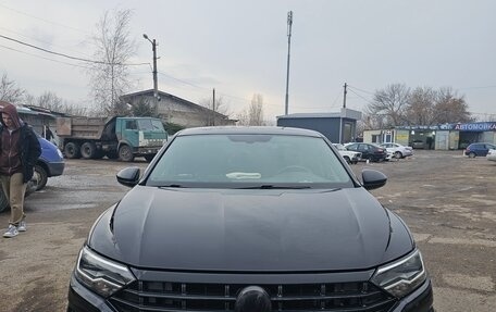 Volkswagen Jetta VII, 2019 год, 2 050 000 рублей, 2 фотография