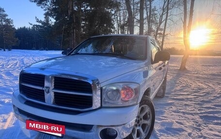 Dodge RAM III, 2007 год, 1 760 000 рублей, 3 фотография