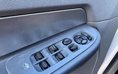 Dodge RAM III, 2007 год, 1 760 000 рублей, 29 фотография