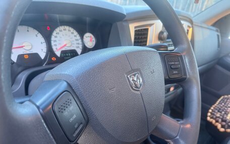 Dodge RAM III, 2007 год, 1 760 000 рублей, 32 фотография