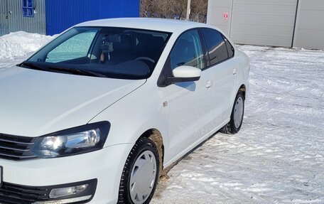 Volkswagen Polo VI (EU Market), 2016 год, 770 000 рублей, 2 фотография