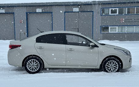 KIA Rio IV, 2020 год, 1 519 000 рублей, 7 фотография