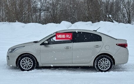KIA Rio IV, 2020 год, 1 519 000 рублей, 3 фотография
