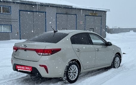 KIA Rio IV, 2020 год, 1 519 000 рублей, 6 фотография