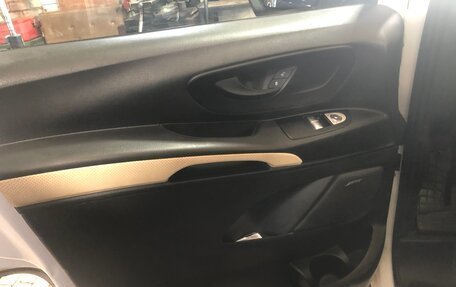 Mercedes-Benz Vito, 2015 год, 2 100 000 рублей, 7 фотография