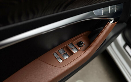 Audi A6, 2019 год, 4 000 000 рублей, 16 фотография