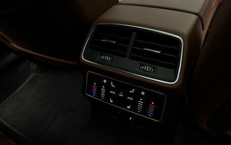 Audi A6, 2019 год, 4 000 000 рублей, 24 фотография