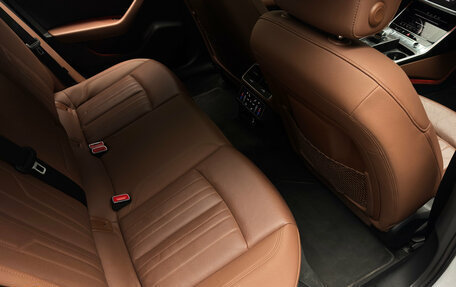 Audi A6, 2019 год, 4 000 000 рублей, 23 фотография