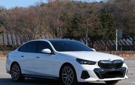 BMW 5 серия, 2024 год, 6 450 000 рублей, 1 фотография