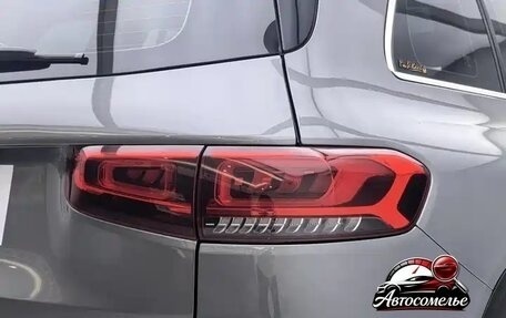 Mercedes-Benz GLB, 2021 год, 2 550 000 рублей, 25 фотография