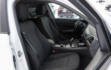 BMW 1 серия, 2017 год, 1 830 000 рублей, 8 фотография