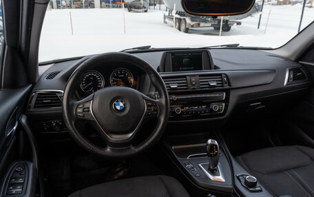 BMW 1 серия, 2017 год, 1 830 000 рублей, 6 фотография