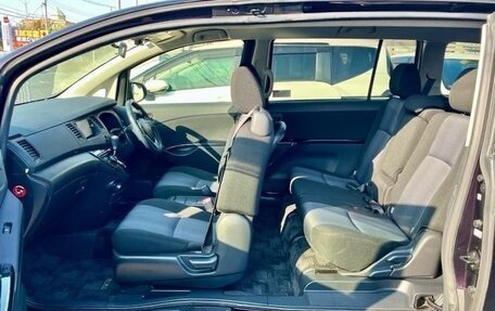 Toyota ISis I, 2016 год, 890 555 рублей, 13 фотография