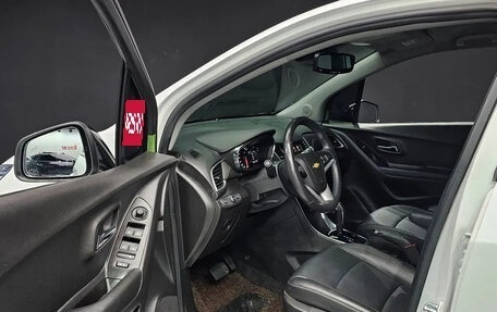 Chevrolet Trax, 2022 год, 1 100 000 рублей, 5 фотография