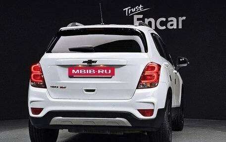 Chevrolet Trax, 2022 год, 1 100 000 рублей, 4 фотография