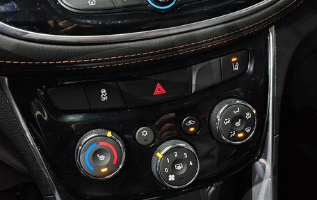 Chevrolet Trax, 2022 год, 1 100 000 рублей, 14 фотография