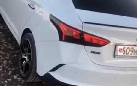 Hyundai Solaris II рестайлинг, 2020 год, 1 700 000 рублей, 10 фотография