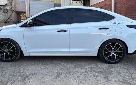 Hyundai Solaris II рестайлинг, 2020 год, 1 700 000 рублей, 11 фотография