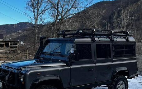 Land Rover Defender I, 2001 год, 1 550 000 рублей, 2 фотография