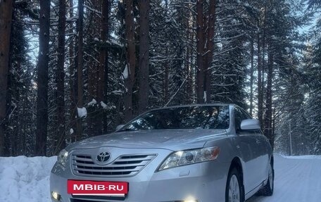 Toyota Camry, 2006 год, 1 100 000 рублей, 4 фотография