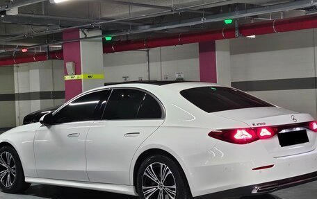 Mercedes-Benz E-Класс, 2024 год, 5 950 000 рублей, 4 фотография