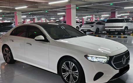 Mercedes-Benz E-Класс, 2024 год, 5 950 000 рублей, 3 фотография