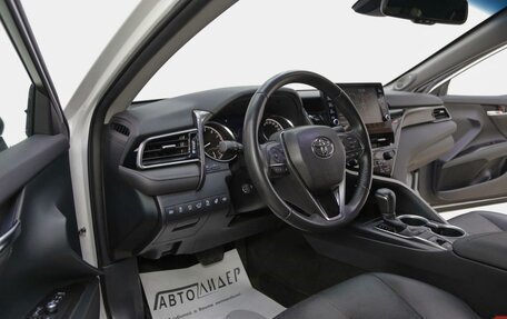 Toyota Camry, 2021 год, 2 605 000 рублей, 6 фотография