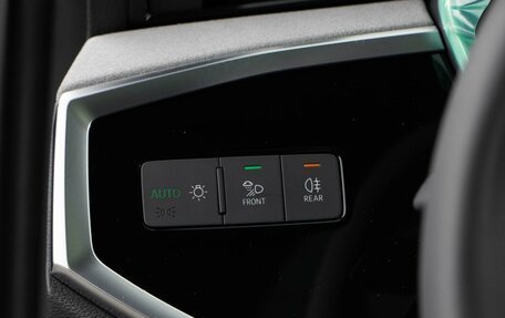 Audi Q3, 2025 год, 4 949 050 рублей, 23 фотография